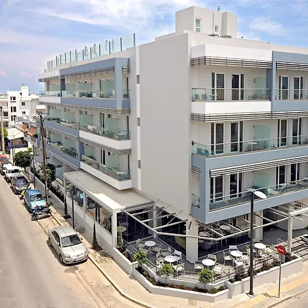 Astron & Aparthotel 3*